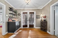 1220 East Irvin Dr, Memphis, TN 38119