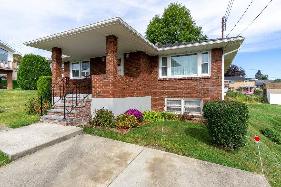 807 Elliott Street, Endicott, NY 13760