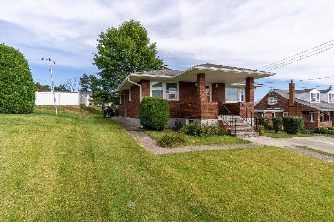 807 Elliott Street, Endicott, NY 13760