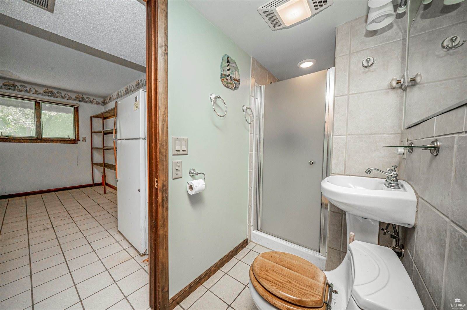 3100 Rolling Hills Drive, Milford, KS 66514