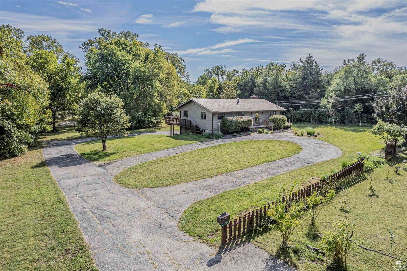 3100 Rolling Hills Drive, Milford, KS 66514