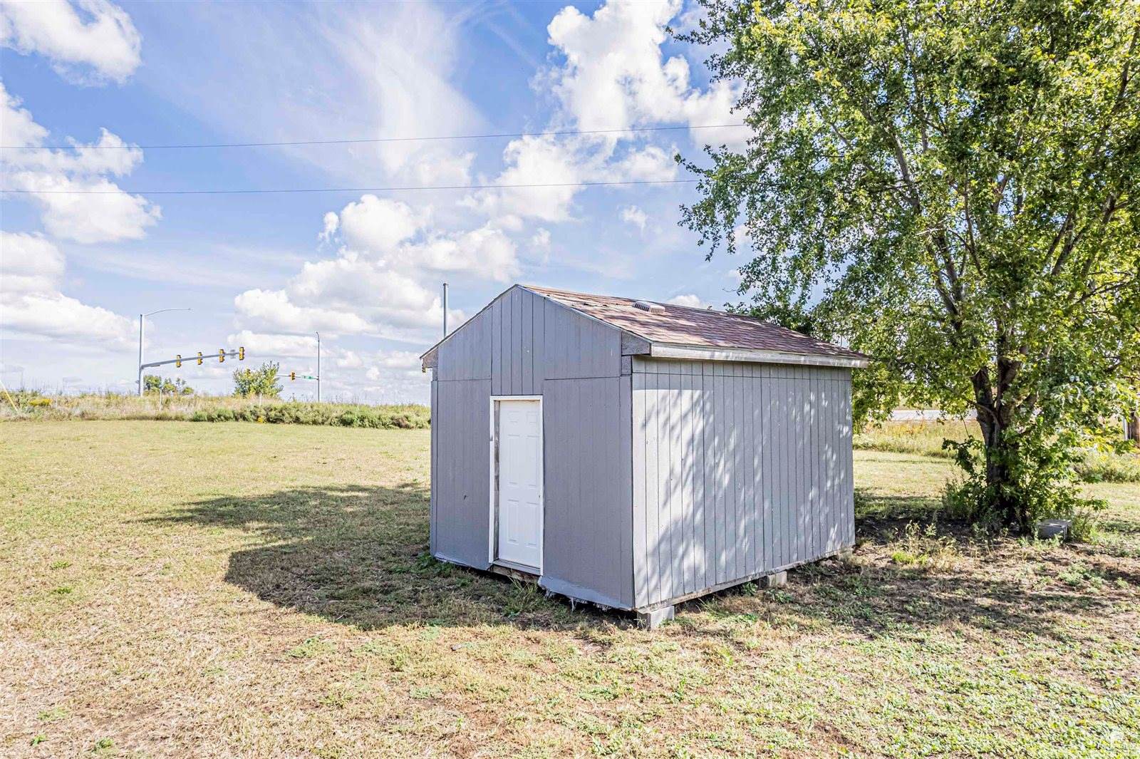 7028 North US 77, Milford, KS 66514