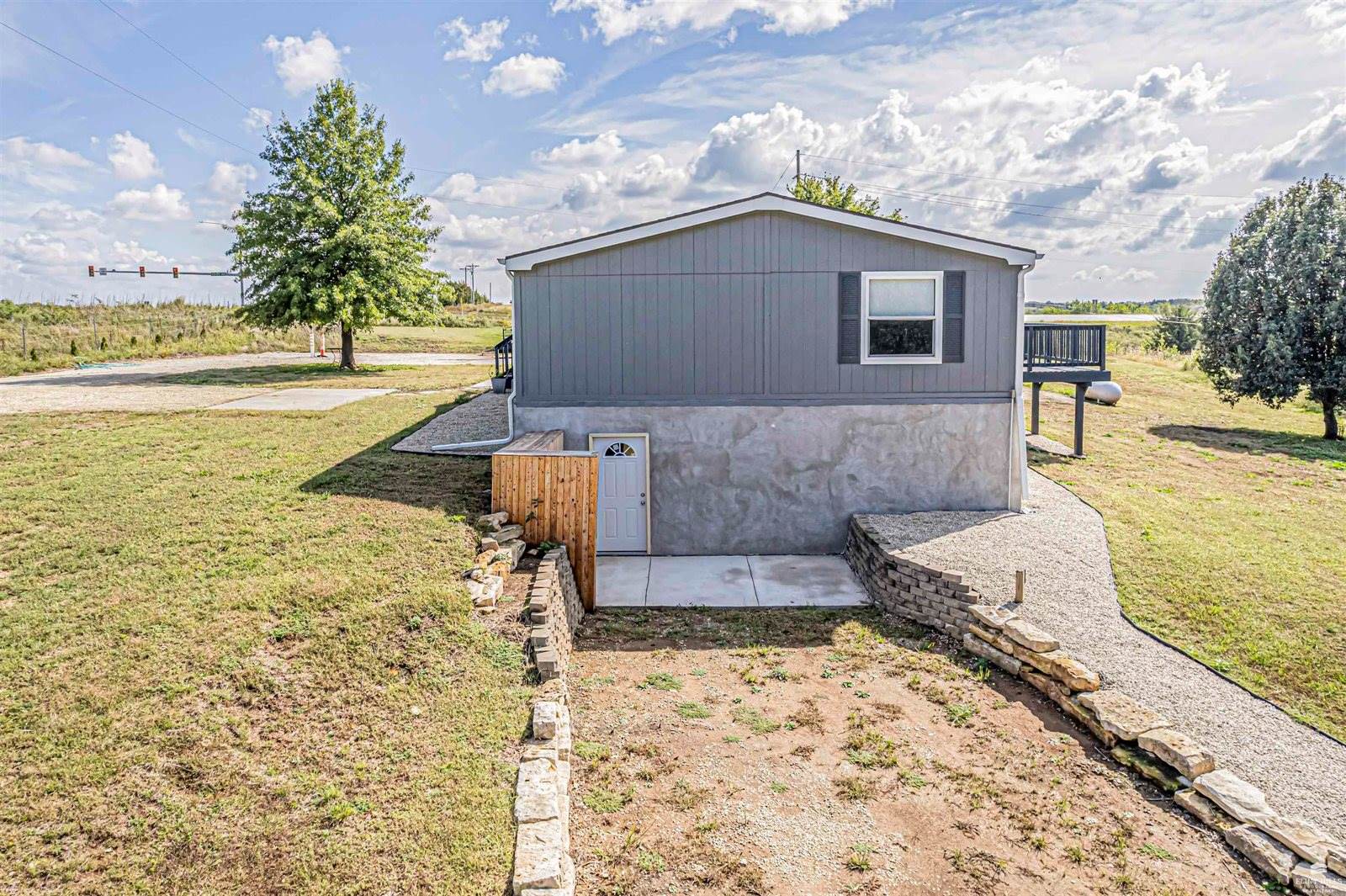 7028 North US 77, Milford, KS 66514