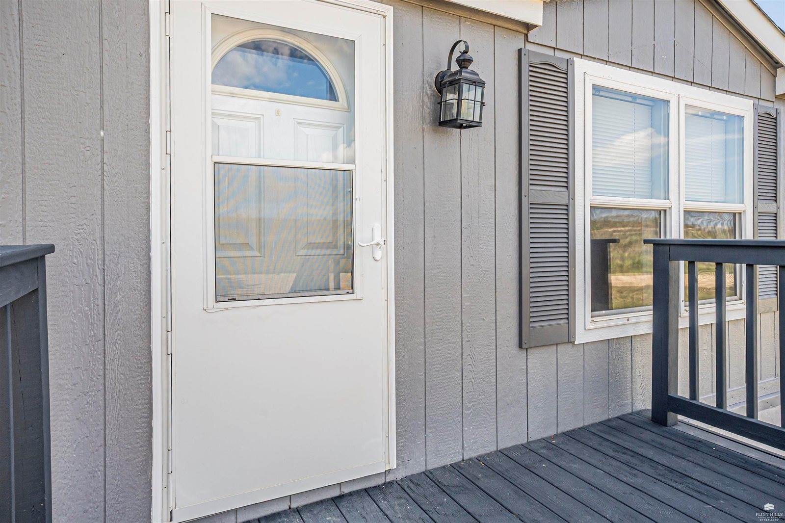 7028 North US 77, Milford, KS 66514