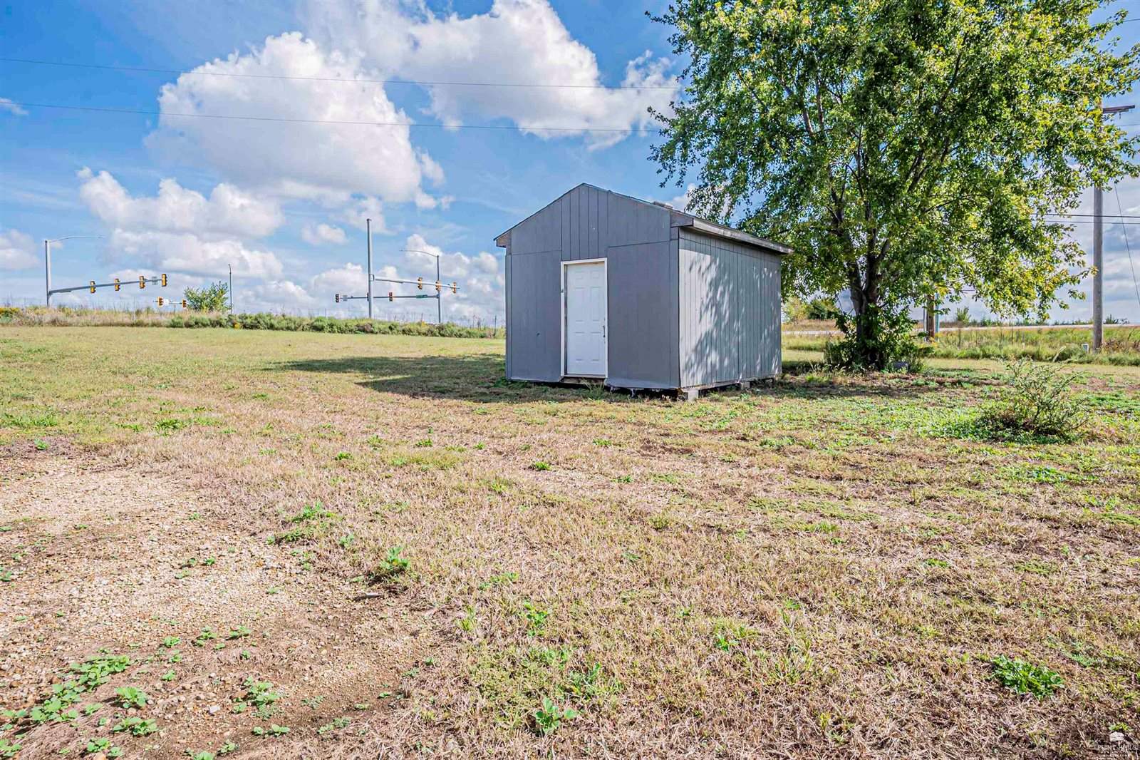 7028 North US 77, Milford, KS 66514