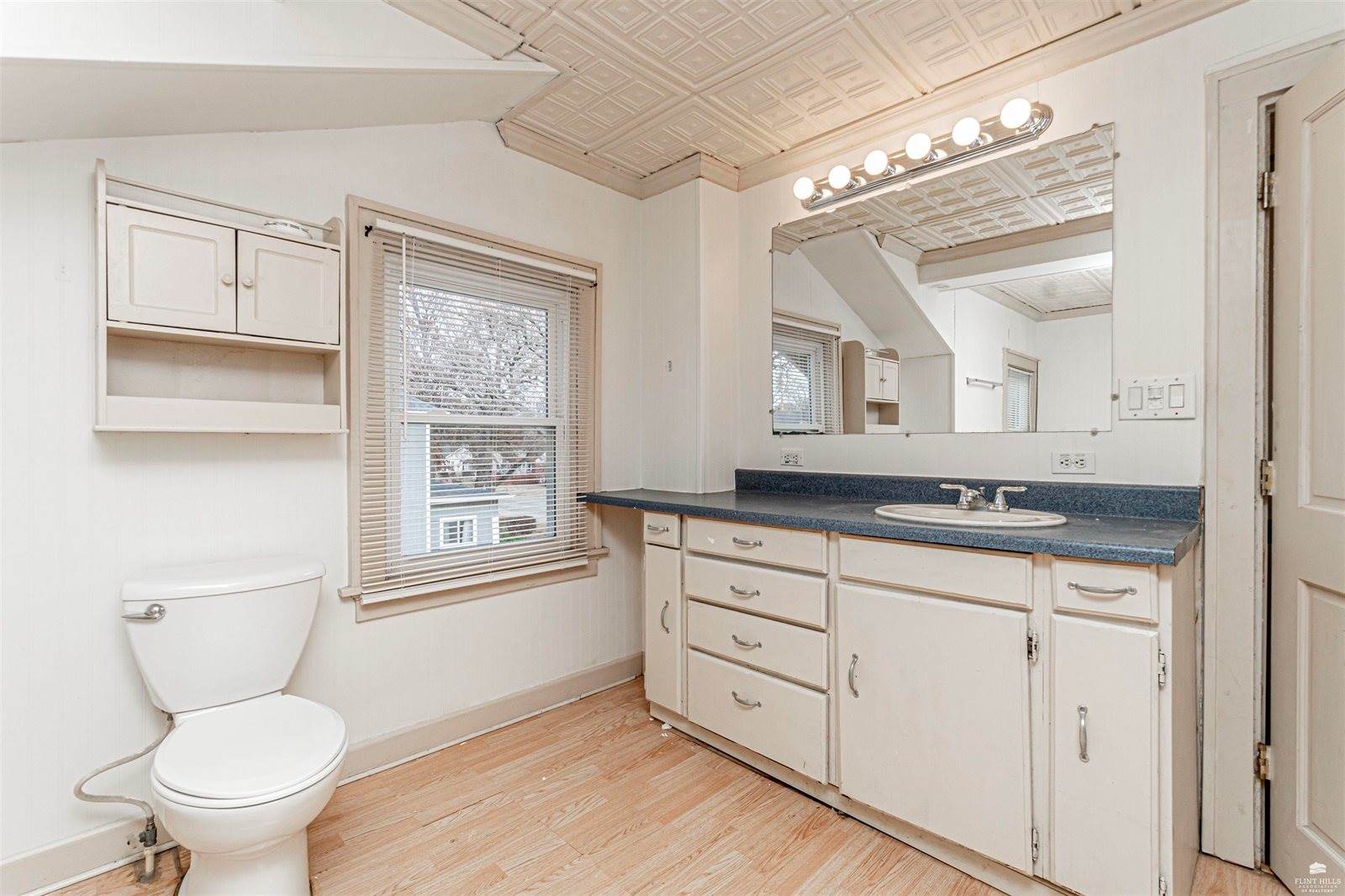 518 South Jefferson Street, Junction City, KS 66441