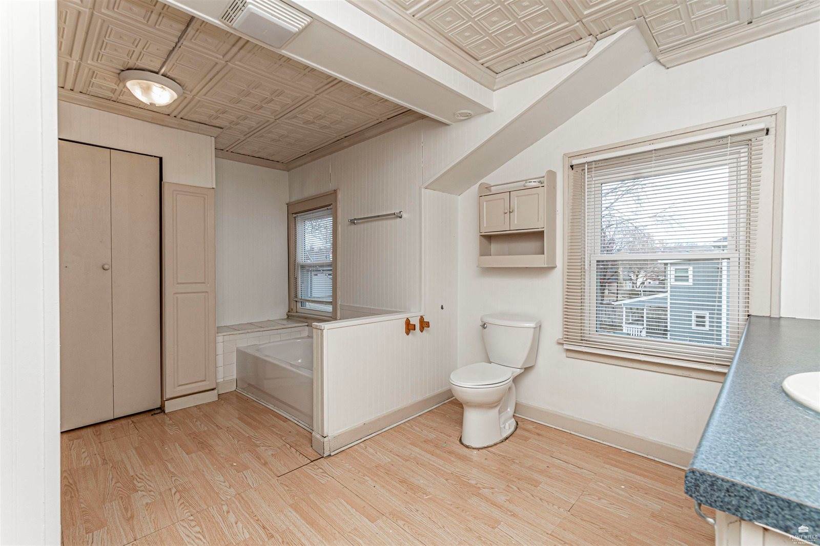 518 South Jefferson Street, Junction City, KS 66441