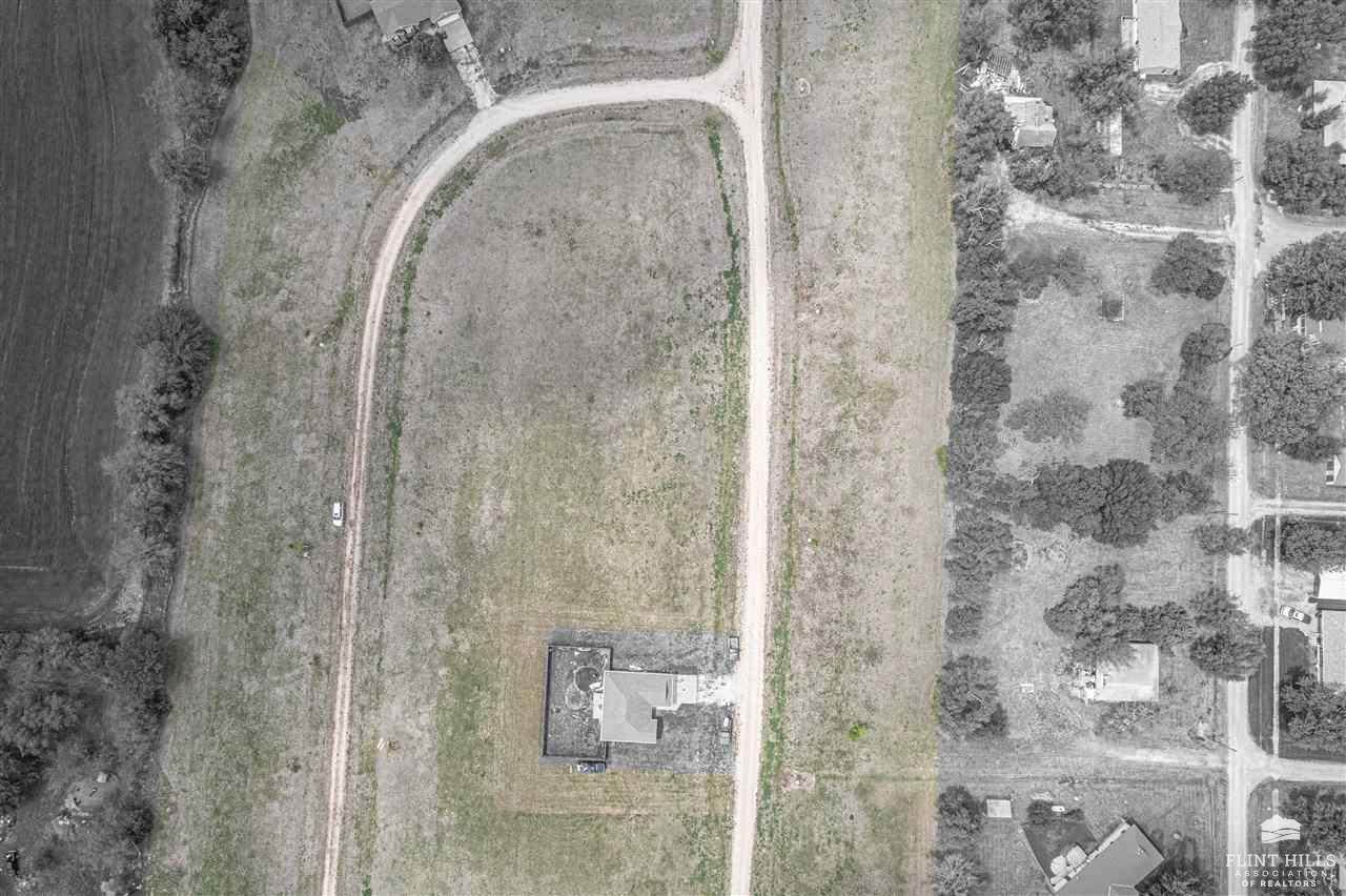 0 Mapleway, Woodbine, KS 67492