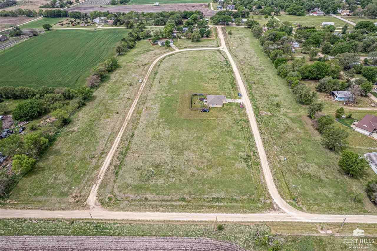 0 Mapleway, Woodbine, KS 67492