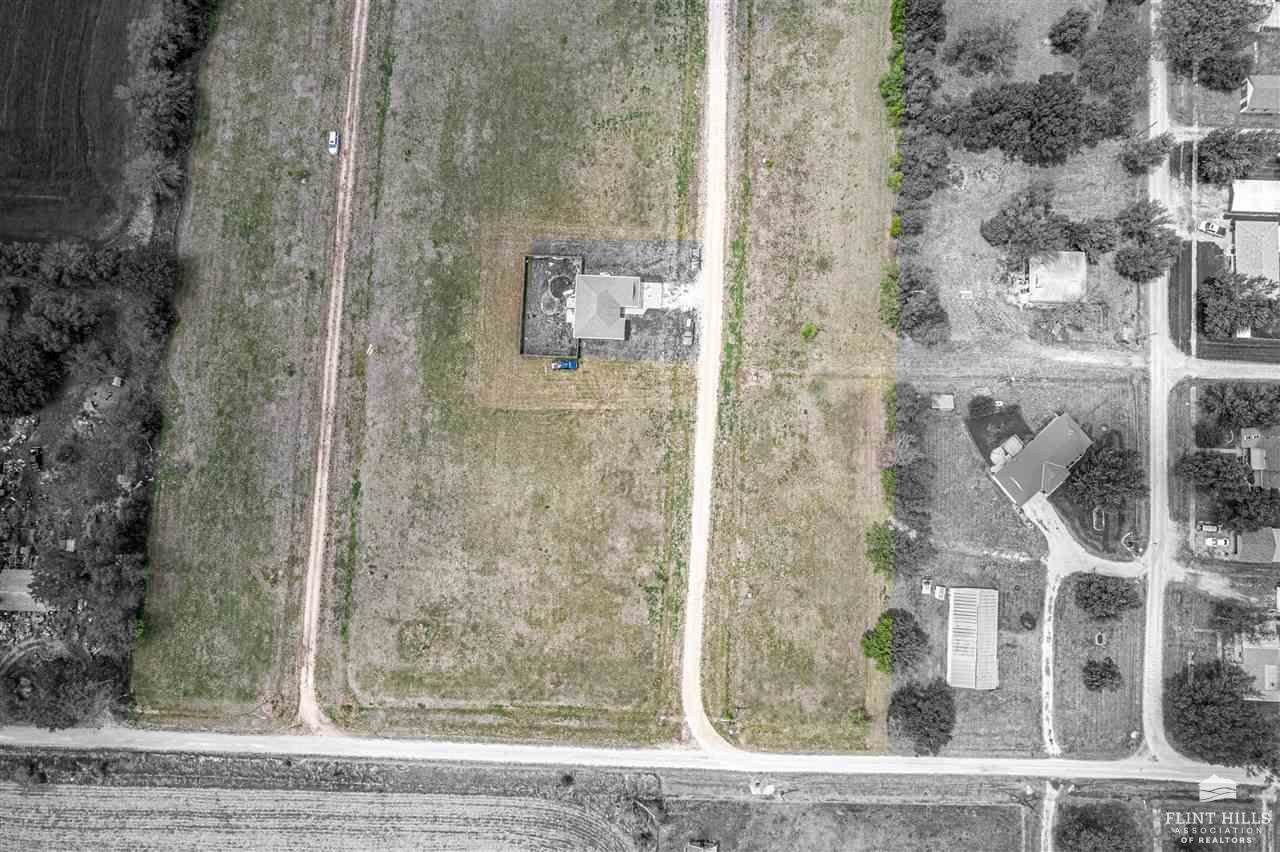 0 Mapleway, Woodbine, KS 67492