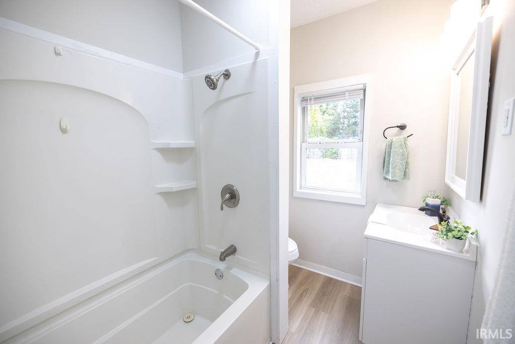 1025 E Washington Street, Muncie, IN 47305