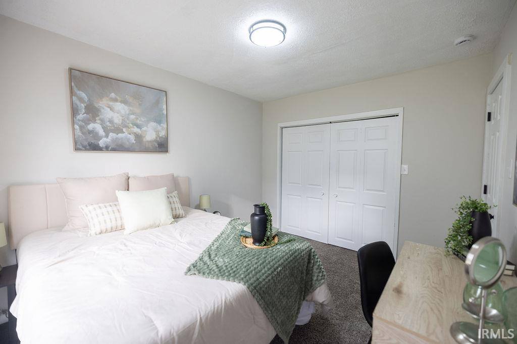 1025 E Washington Street, Muncie, IN 47305