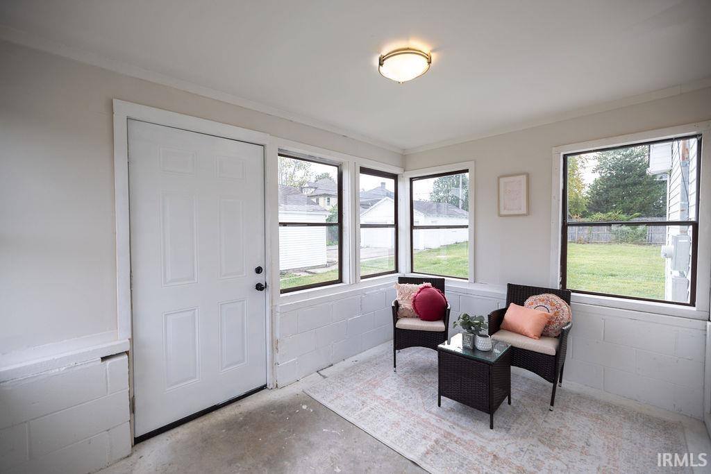 1025 E Washington Street, Muncie, IN 47305