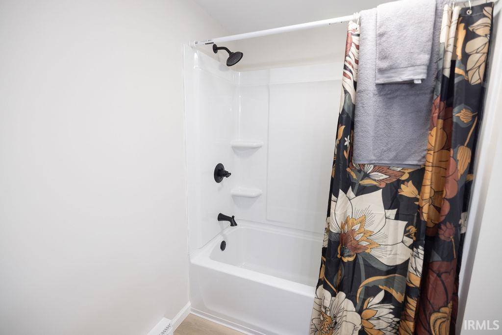 1025 E Washington Street, Muncie, IN 47305