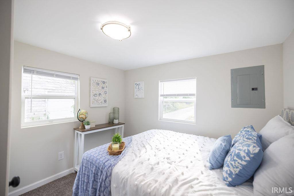 1025 E Washington Street, Muncie, IN 47305