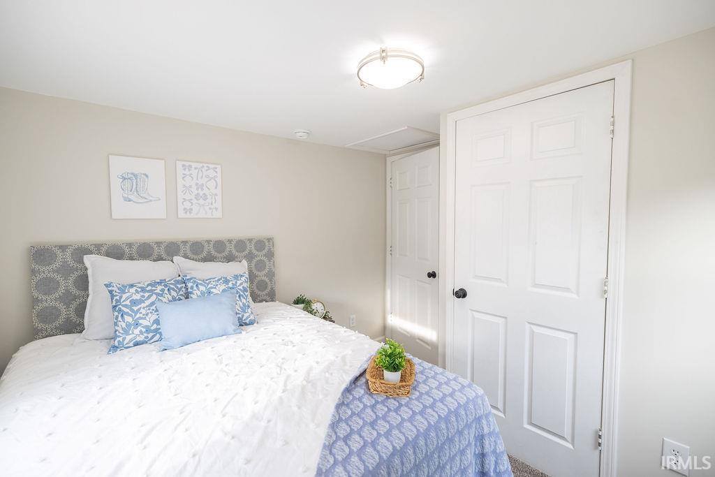 1025 E Washington Street, Muncie, IN 47305