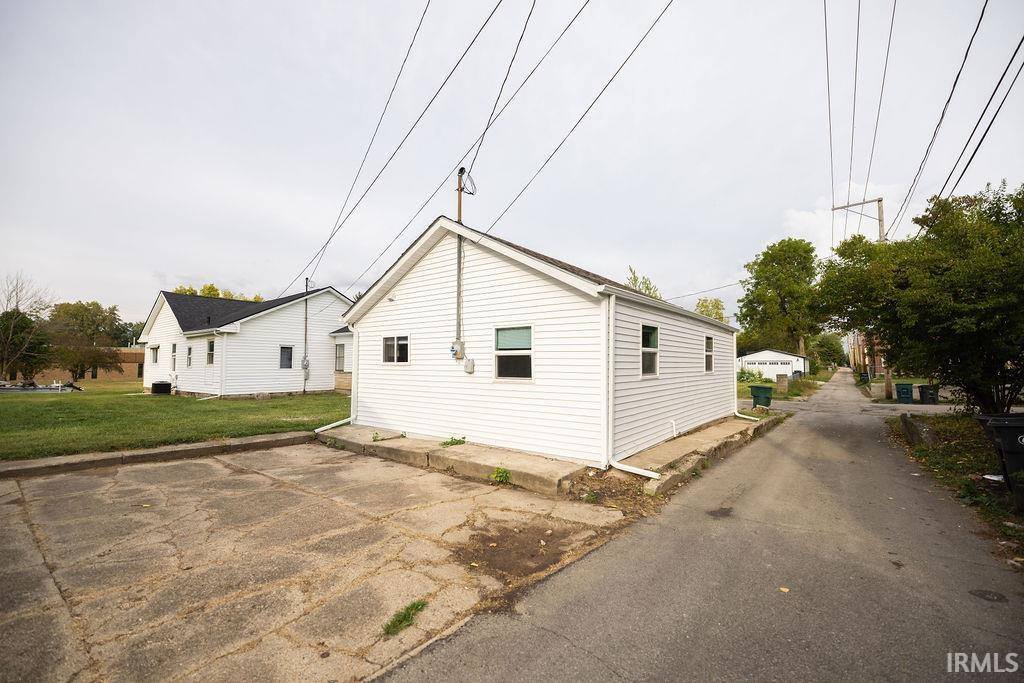 1025 E Washington Street, Muncie, IN 47305