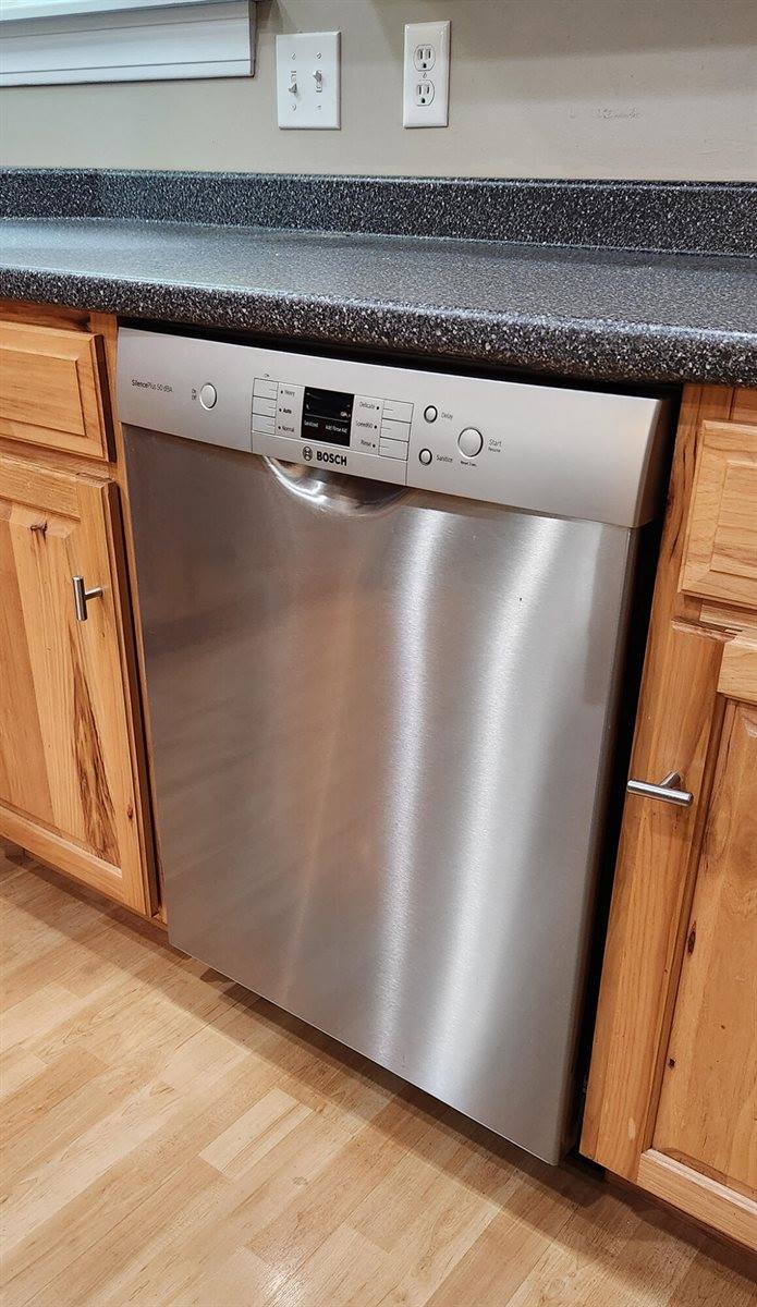 58 Kira Drive, Bangor, ME 04401