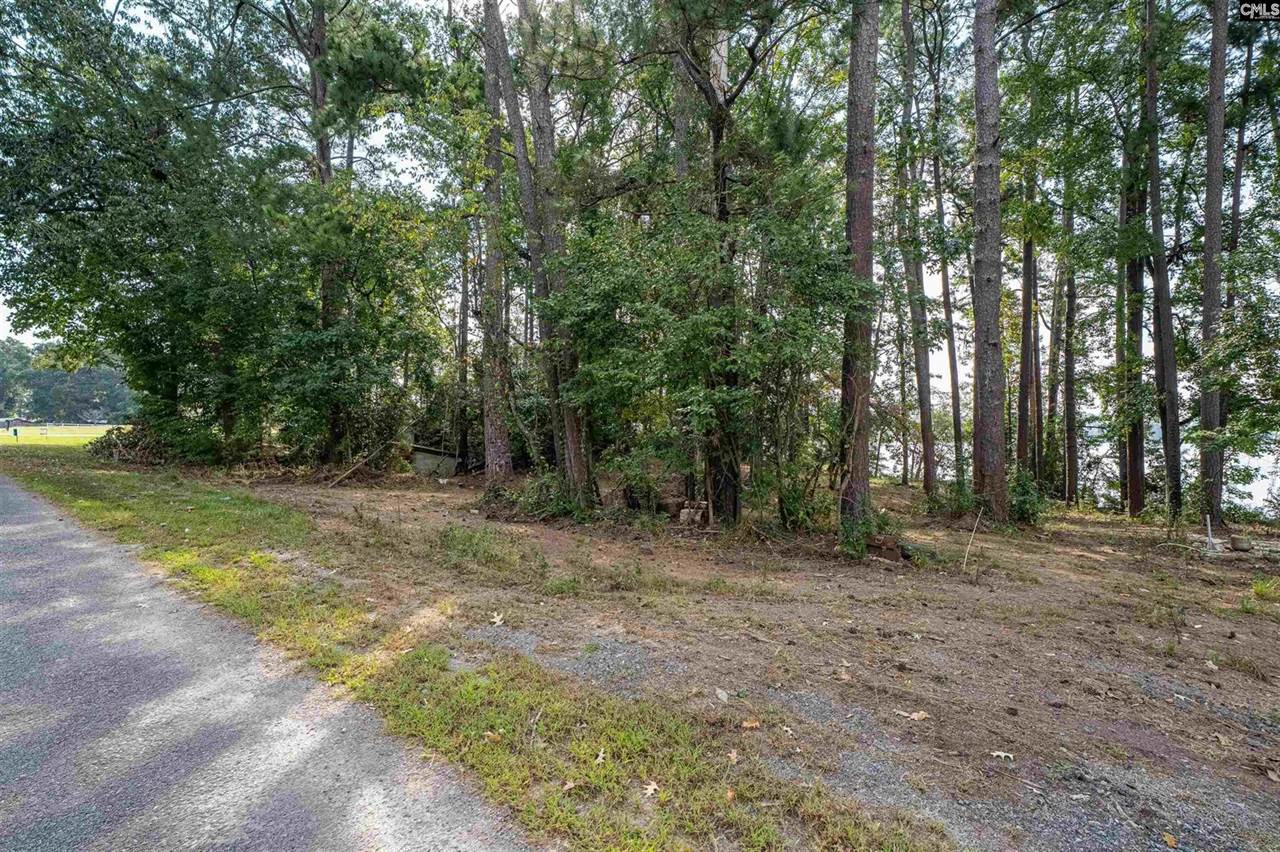 0 Tailers, Leesville, SC 29070