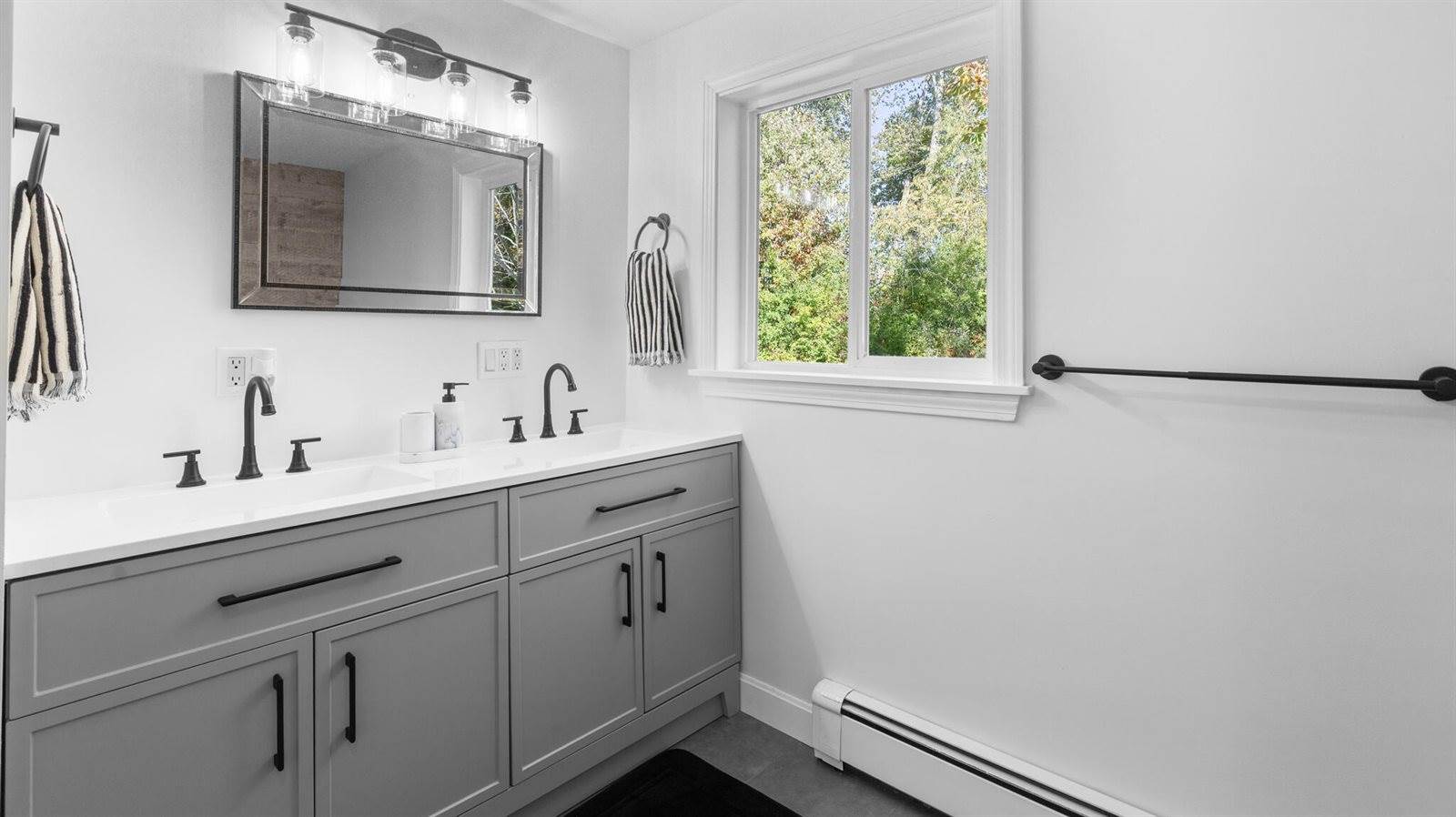 16 McDougal Drive, Hermon, ME 04401