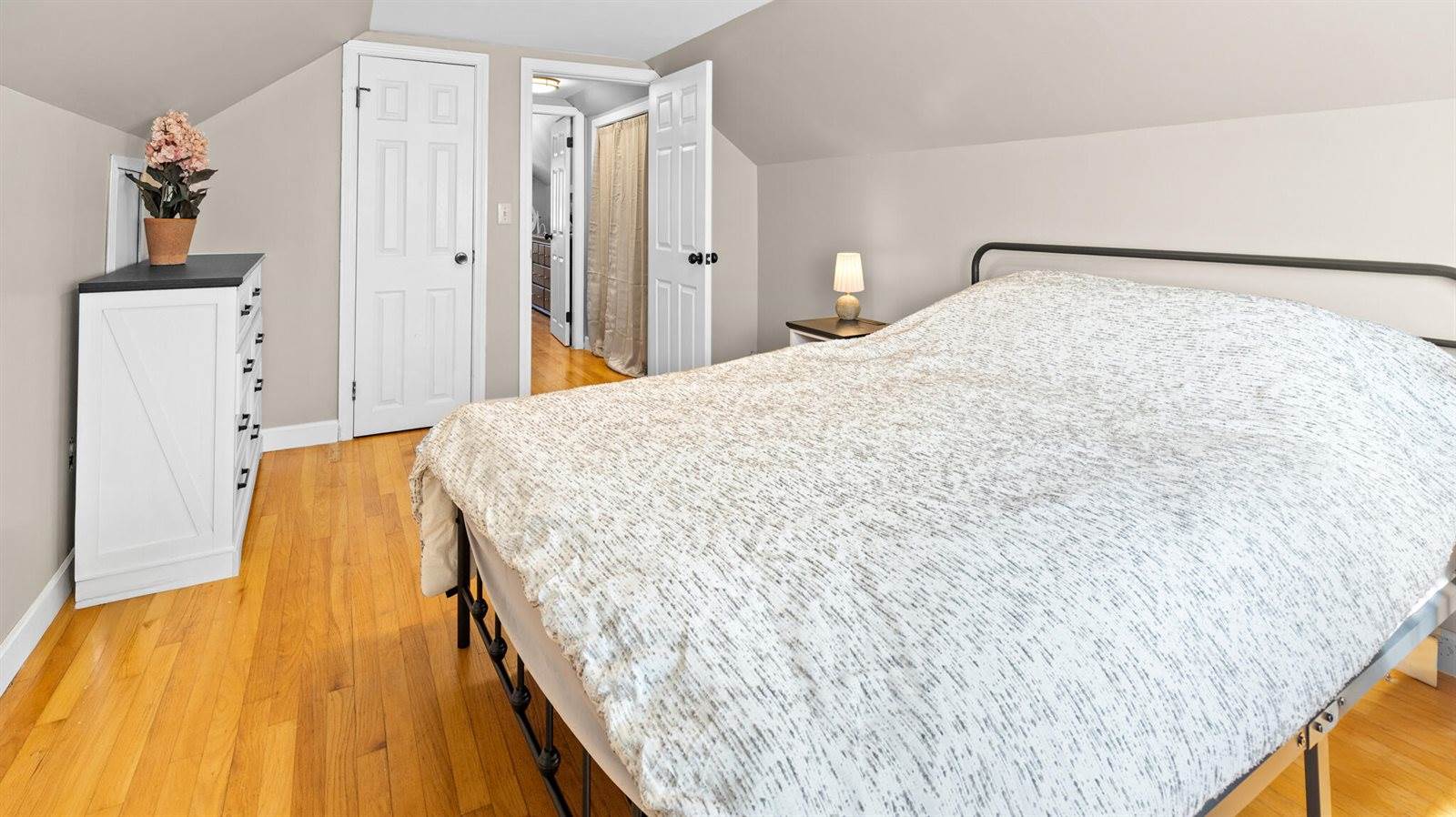 16 McDougal Drive, Hermon, ME 04401