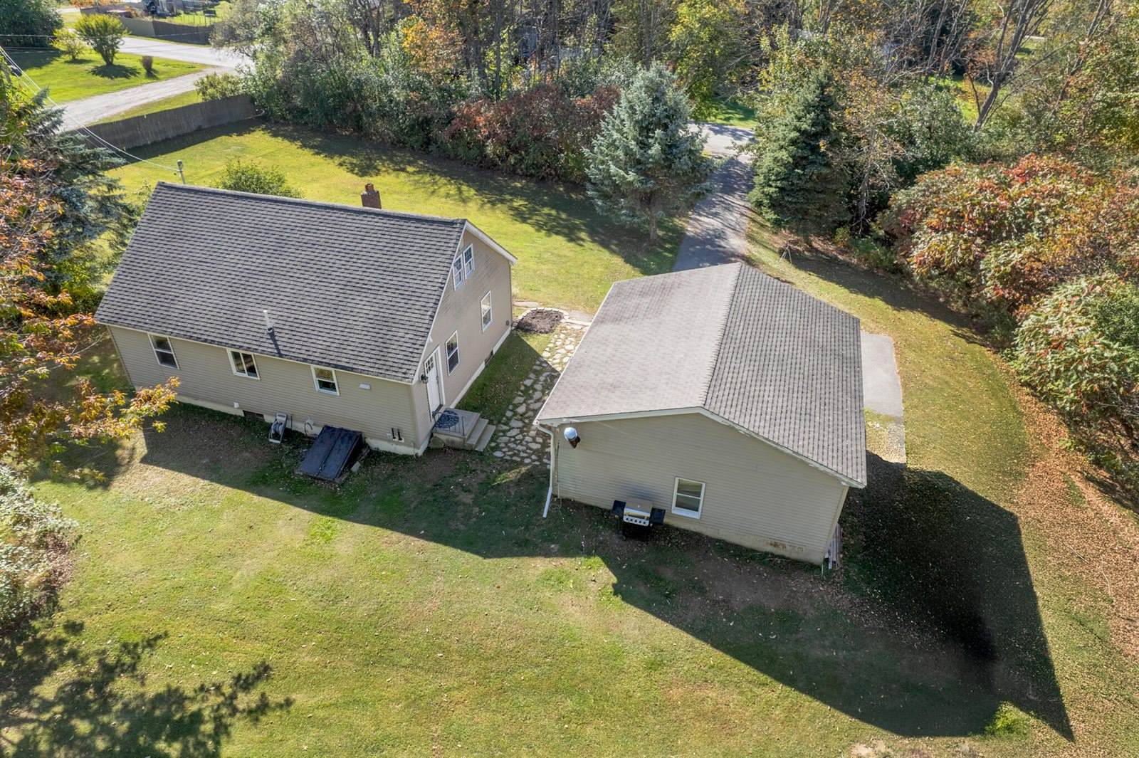 16 McDougal Drive, Hermon, ME 04401