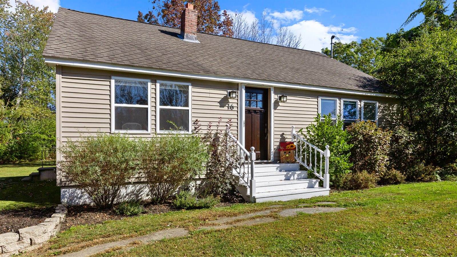 16 McDougal Drive, Hermon, ME 04401