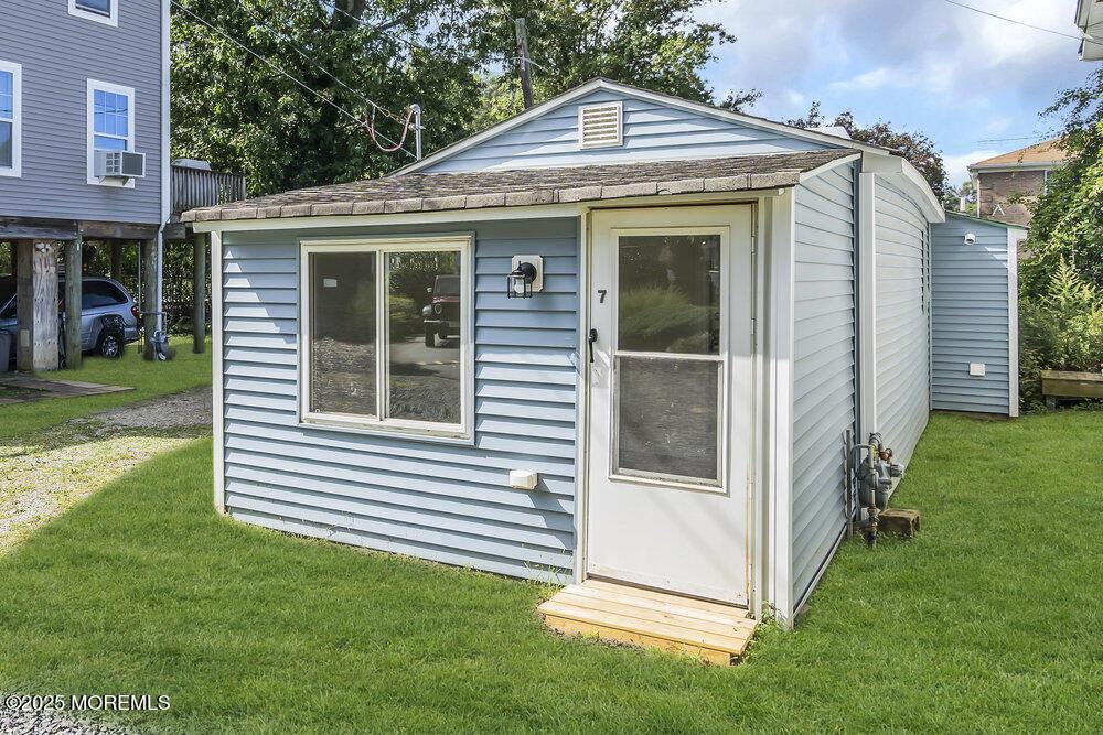 7 Gravelly Point Road, Highlands, NJ 07732