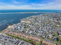 7 Gravelly Point Road, Highlands, NJ 07732