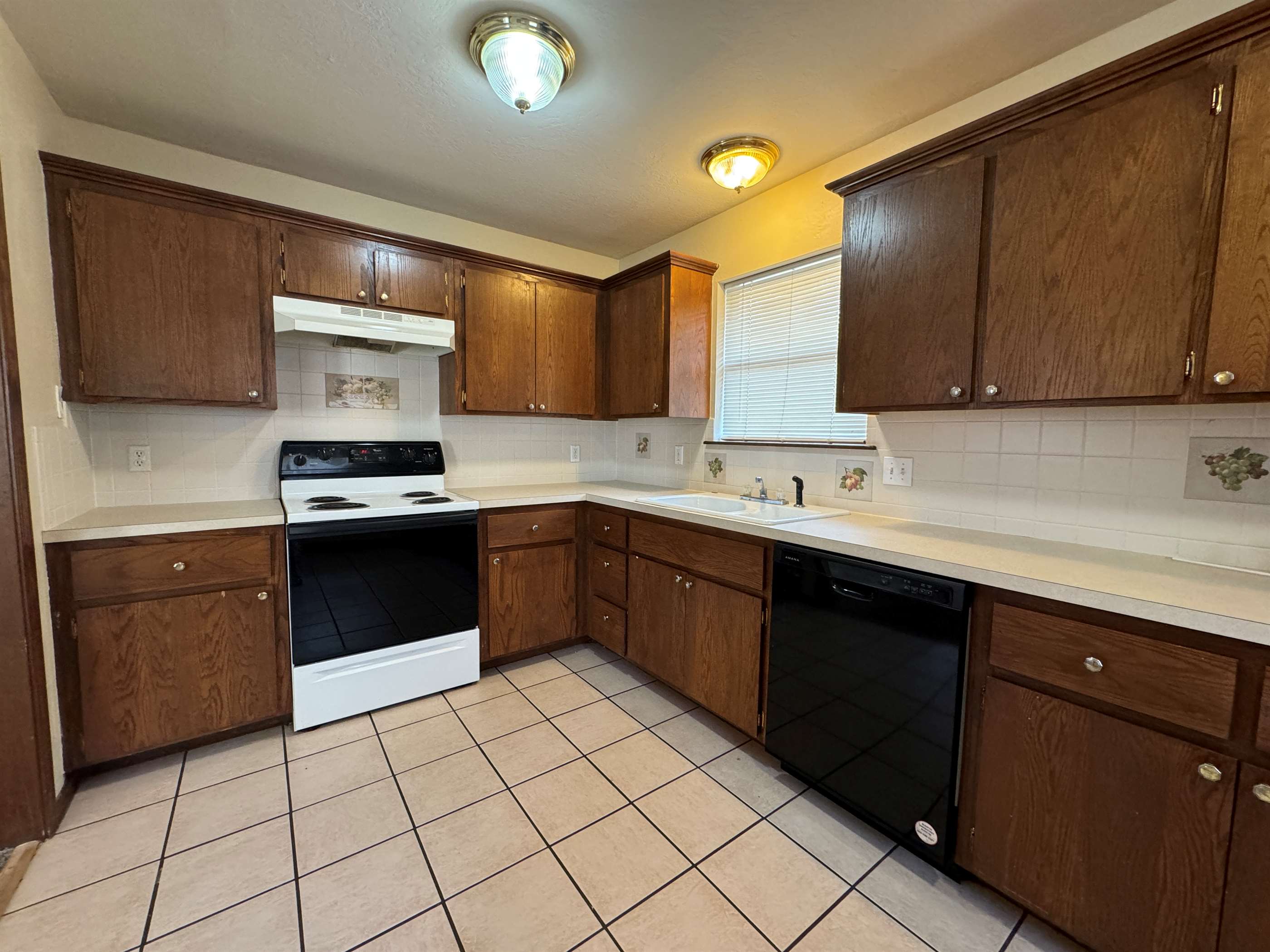 212 NW 14th, A&B, Lawton, OK 73507