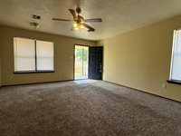212 NW 14th, A&B, Lawton, OK 73507