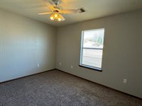 212 NW 14th, A&B, Lawton, OK 73507