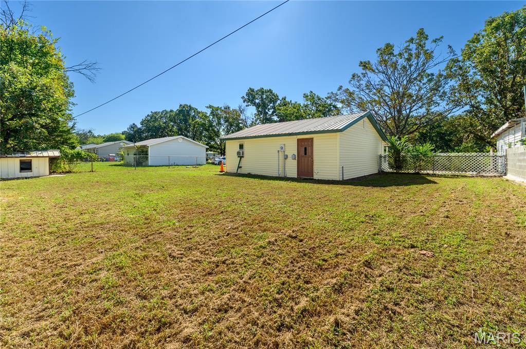 15775 Hallmark Lane, Saint Robert, MO 65584