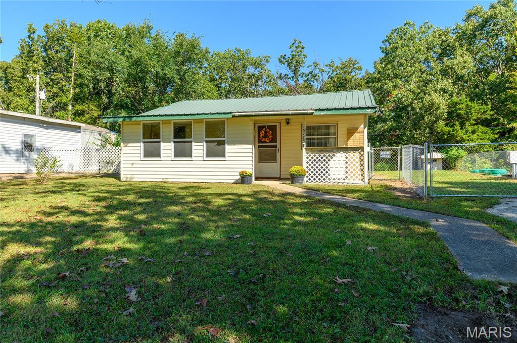 15775 Hallmark Lane, Saint Robert, MO 65584