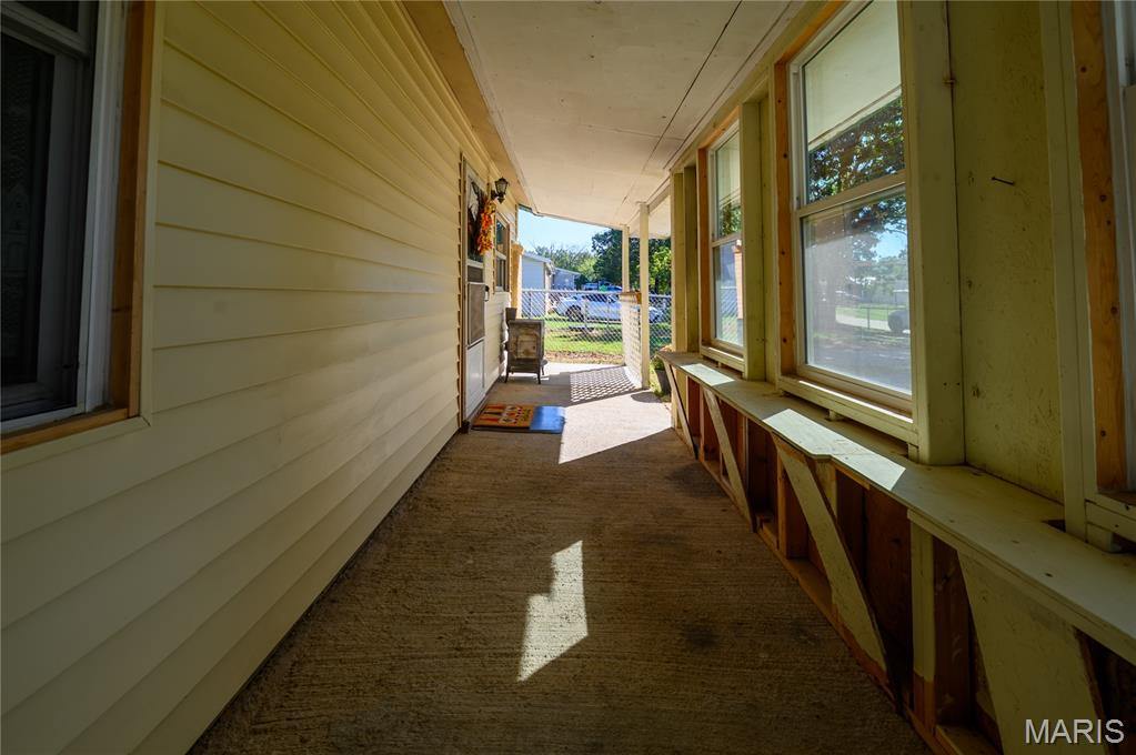 15775 Hallmark Lane, Saint Robert, MO 65584