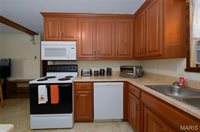 15775 Hallmark Lane, Saint Robert, MO 65584