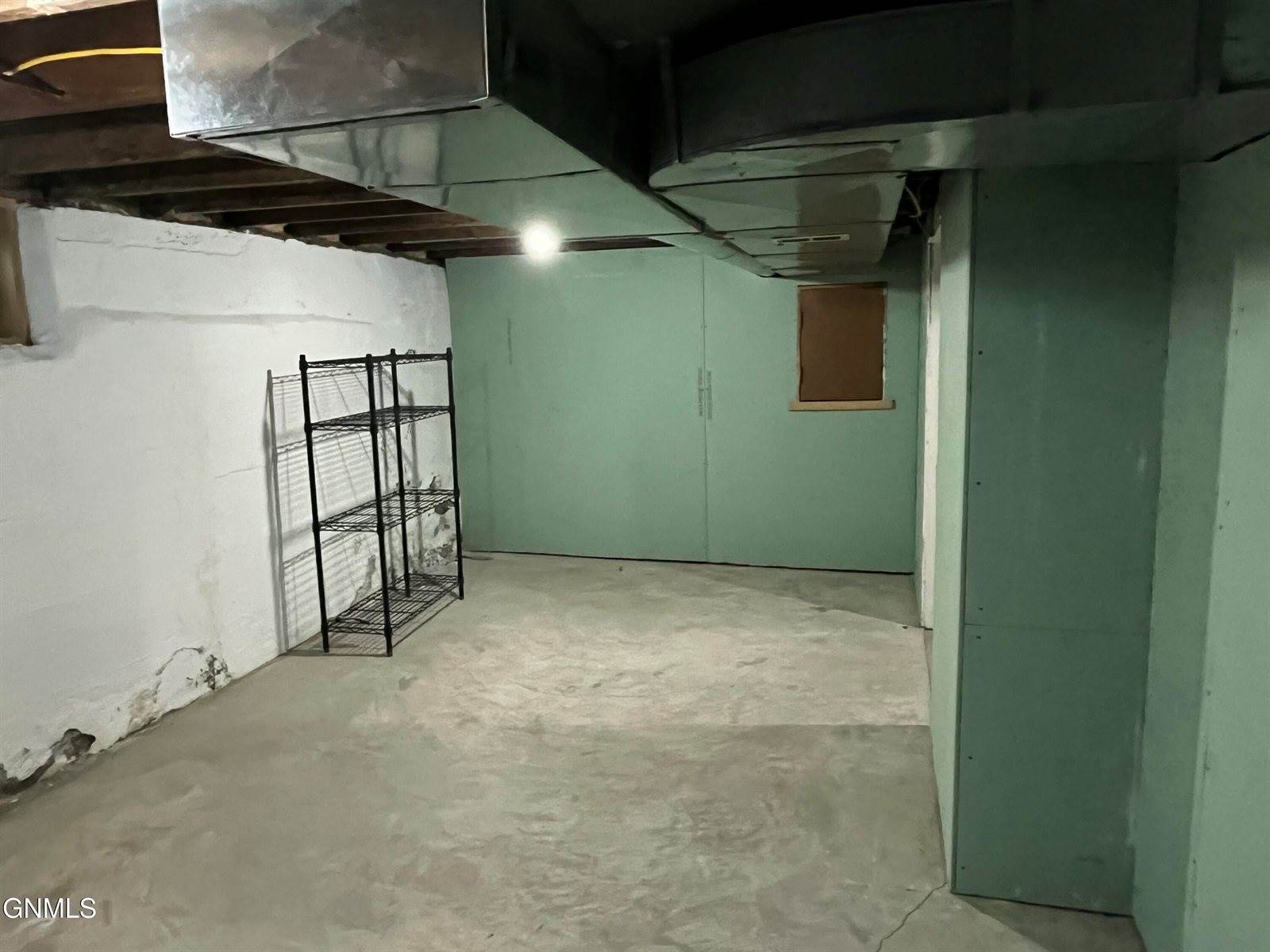 418 6th Street West, Williston, ND 58801