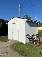 418 6th Street West, Williston, ND 58801