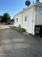 418 6th Street West, Williston, ND 58801