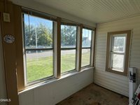 418 6th Street West, Williston, ND 58801