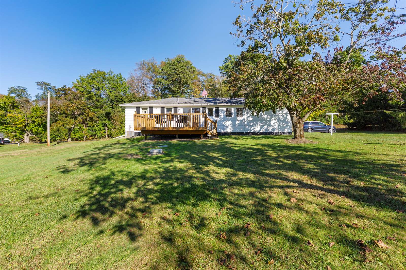 1835 Homeworth Rd, Alliance, OH 44601