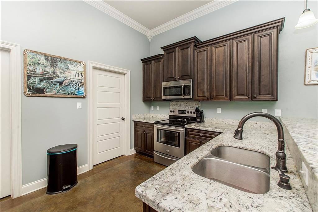 28651 Water Oak Loop, Ponchatoula, LA 70454