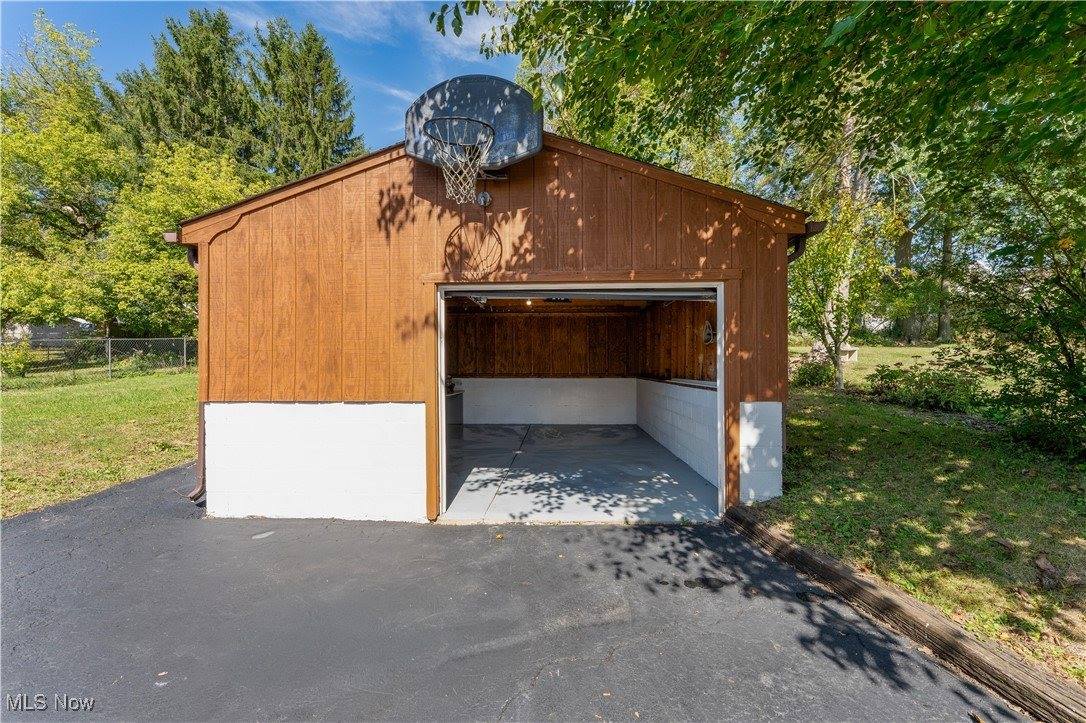 491 Spring Street, Struthers, OH 44471