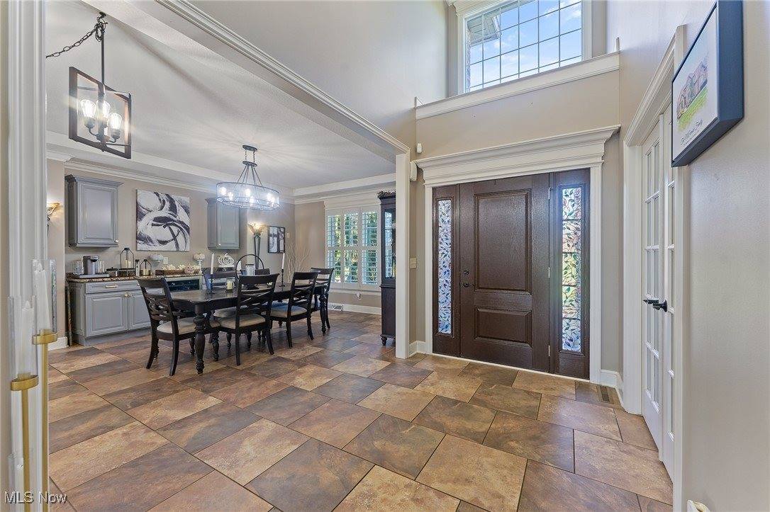 7245 Hanbury Close, Canfield, OH 44406