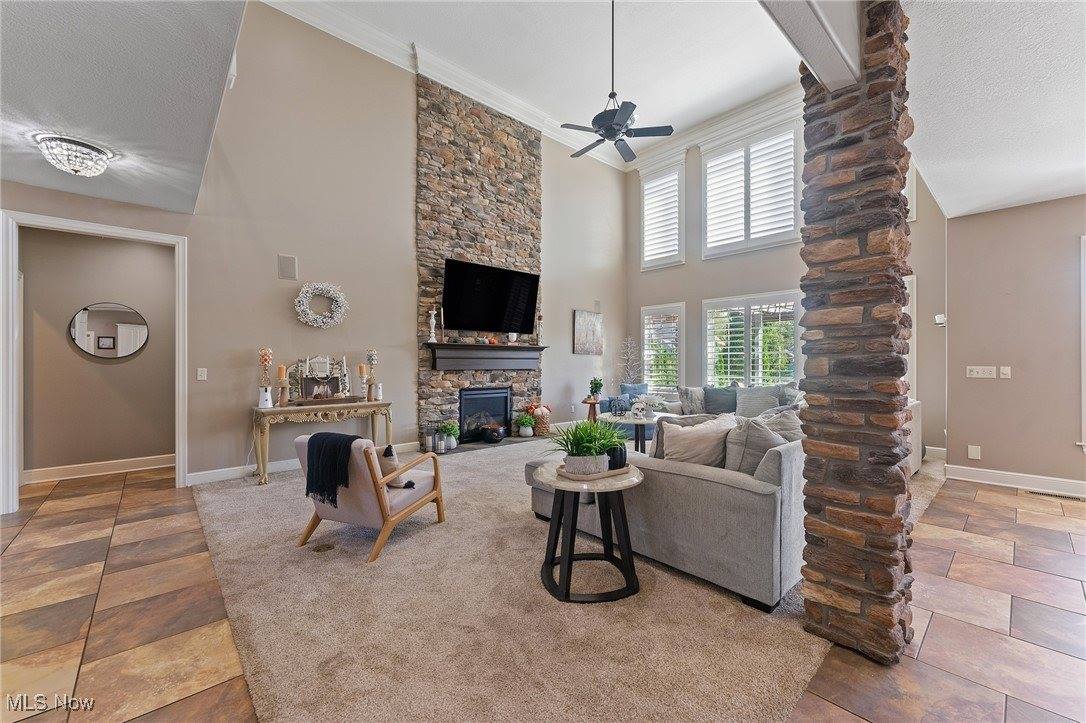 7245 Hanbury Close, Canfield, OH 44406