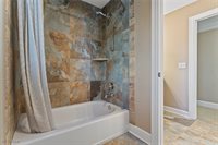 7245 Hanbury Close, Canfield, OH 44406