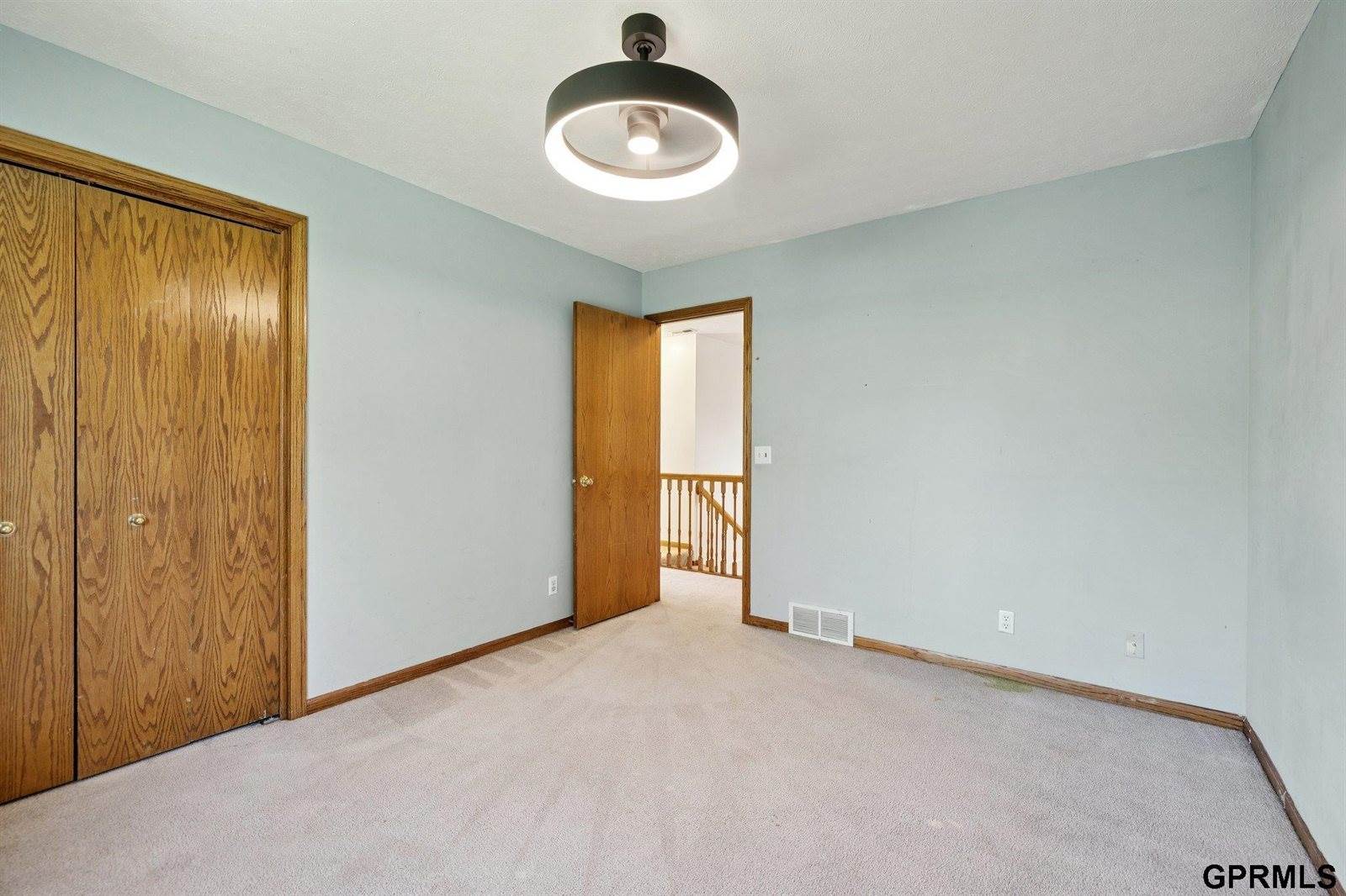 6441 South 159th Avenue, Omaha, NE 68135