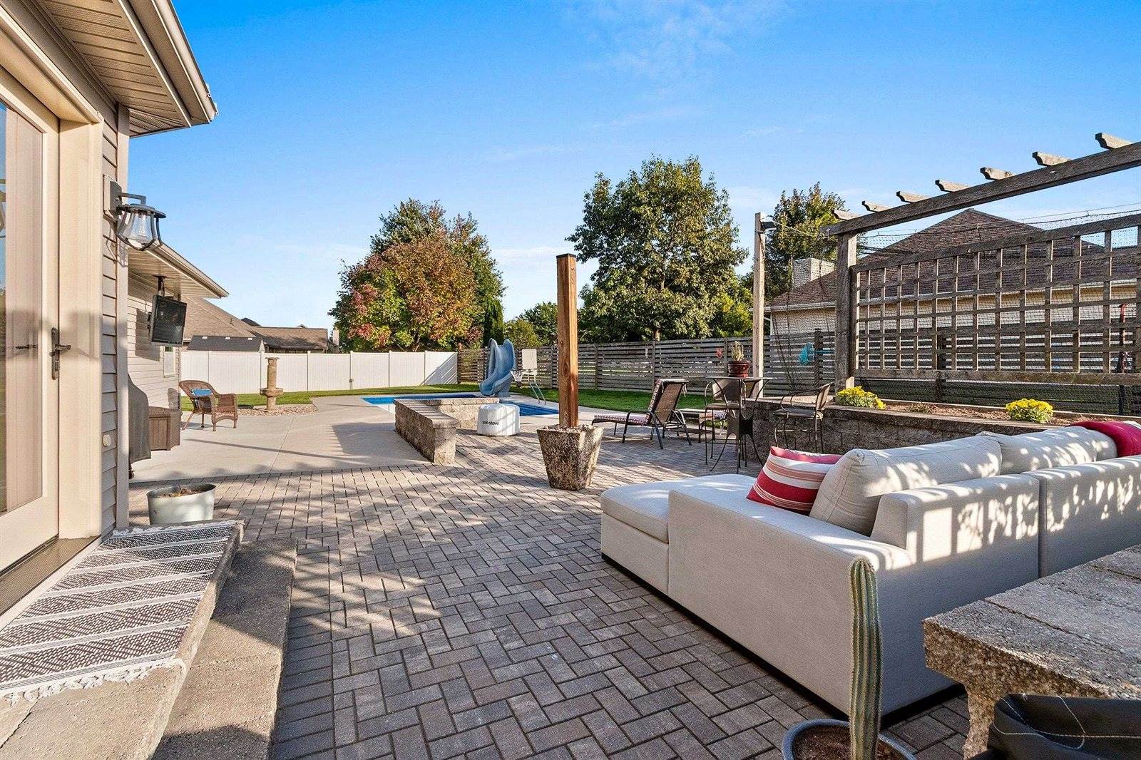 3667 Mighty Oak Trail, Green Bay, WI 54313