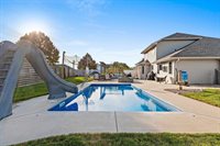 3667 Mighty Oak Trail, Green Bay, WI 54313