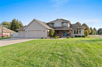 3667 Mighty Oak Trail, Green Bay, WI 54313